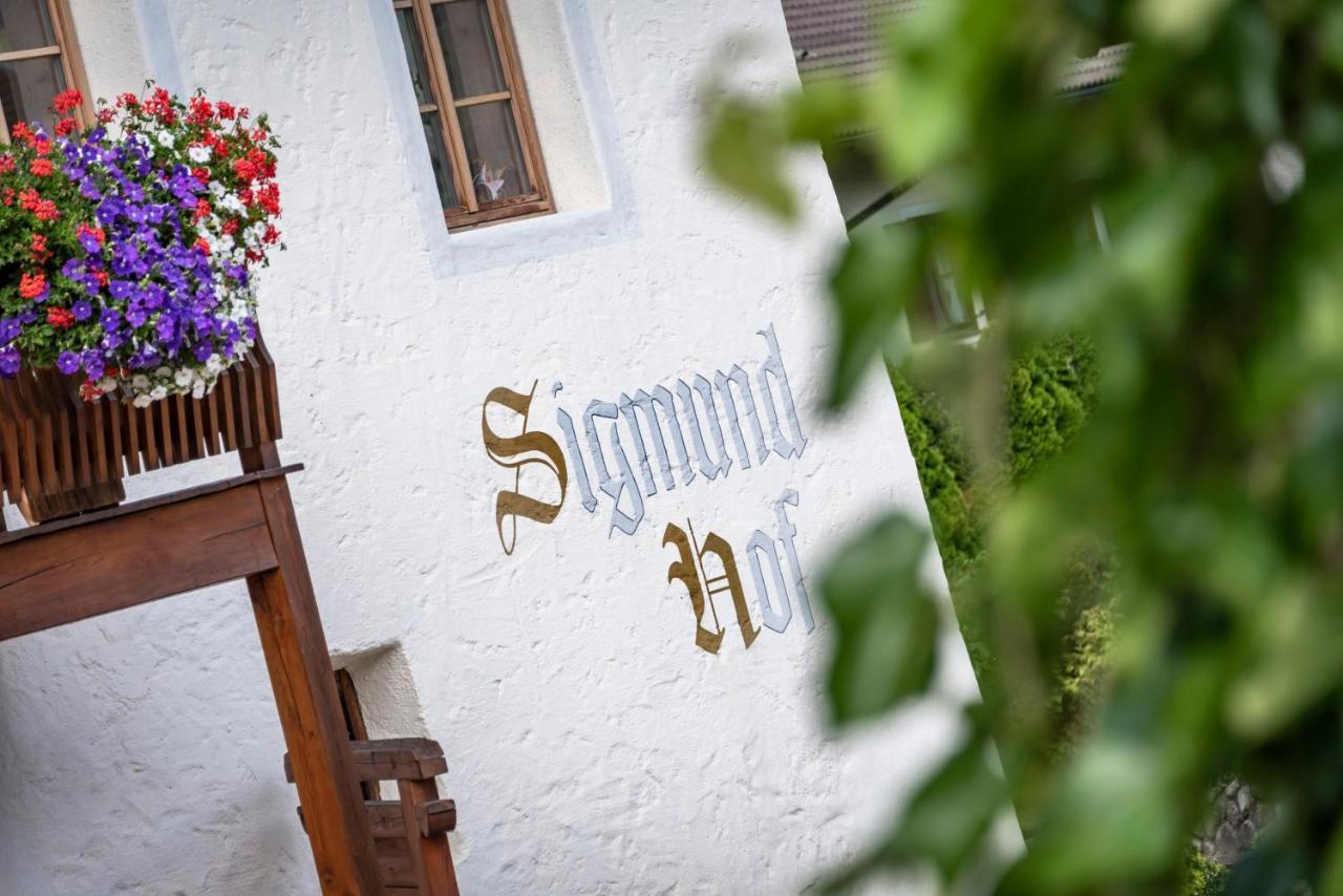 Sigmundhof Villa Bressanone Bagian luar foto