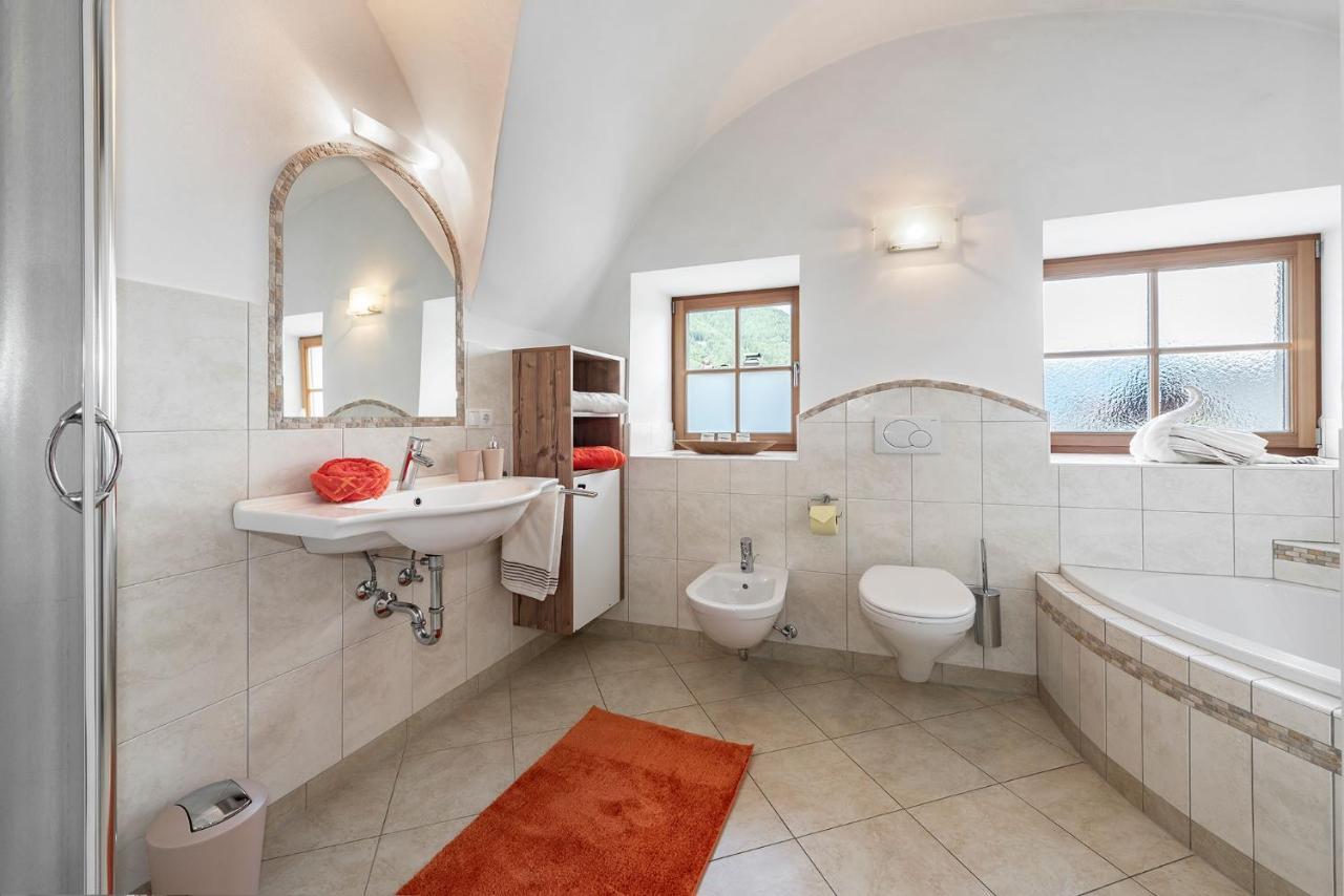 Sigmundhof Villa Bressanone Bagian luar foto